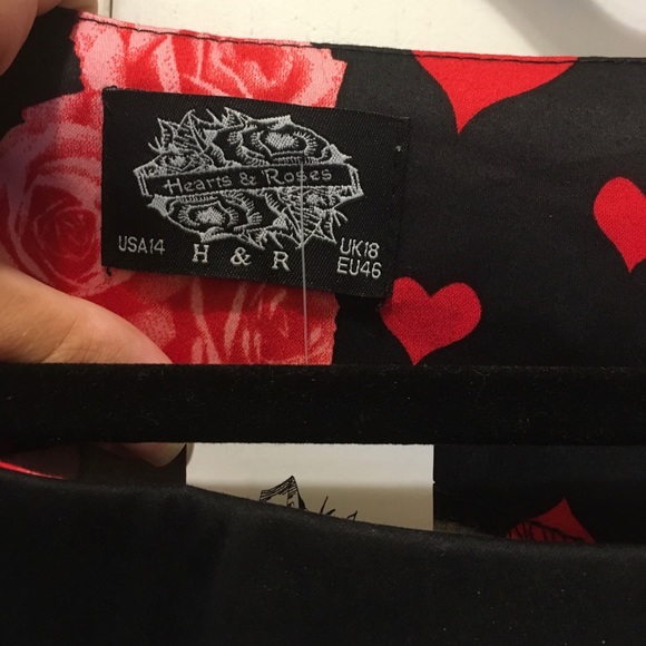 XL H&R Hearts and Roses (brand & print!) Dress - Picture 5 of 5